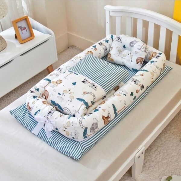 Cotton Portable Crib Bed for Newborns Foldable Backpack Crib Baby Bionic Bed,Adjustable Portable Crib Bed for Infant/Newborn Baby